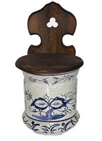 L173 Salt glazed porcelain Blue Onion Salt Crock / Storage Container with wooden lid. It can be hung on the wall or stands freely on a flat surface. Measurements: ~6 5/8� wide x ~6 &frac12;� deep x 12 &frac14;� tall. 